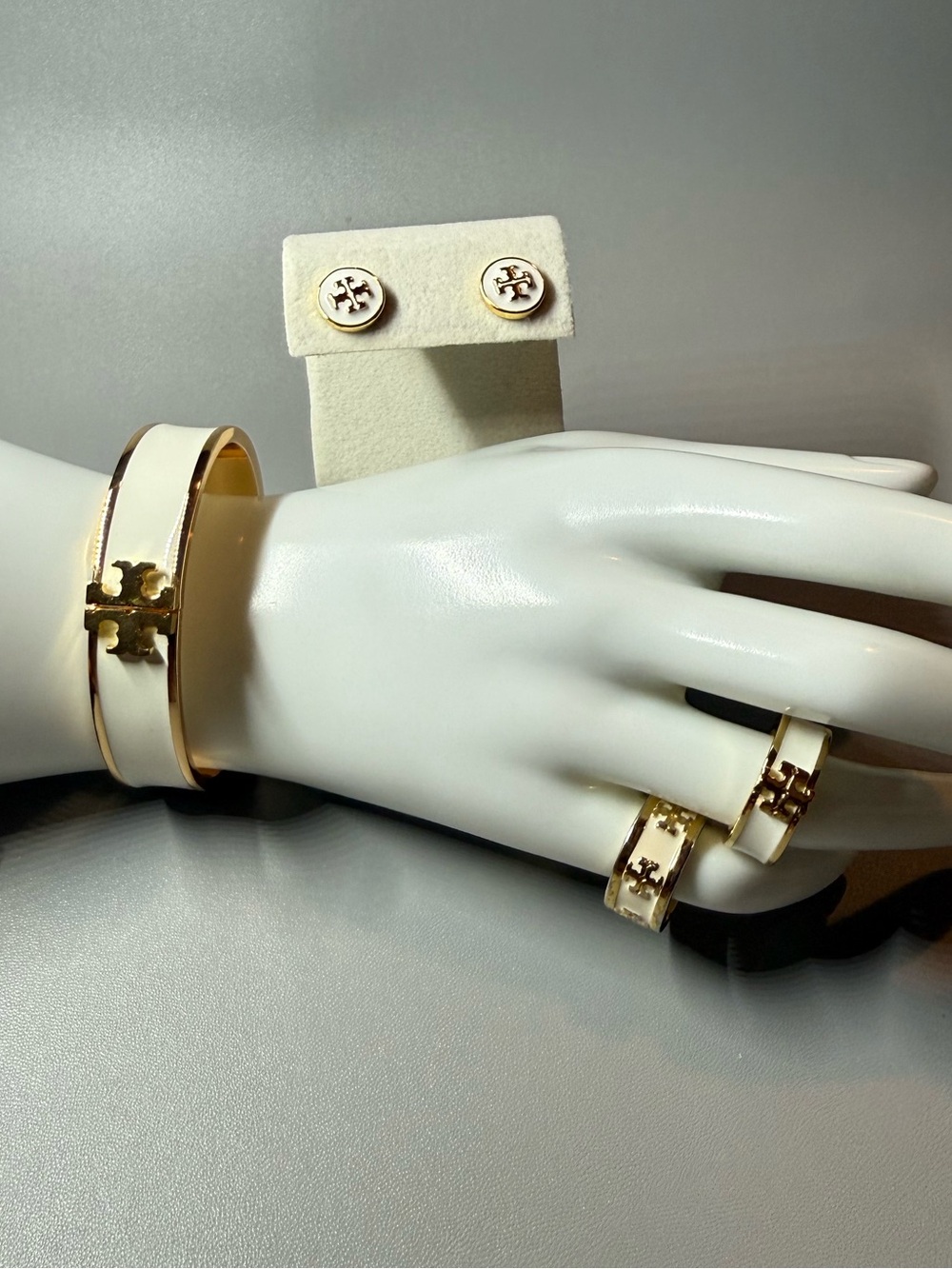 Tory Burch Cream Enamel and Gold Logo Bracelet - Picture 3 of 4